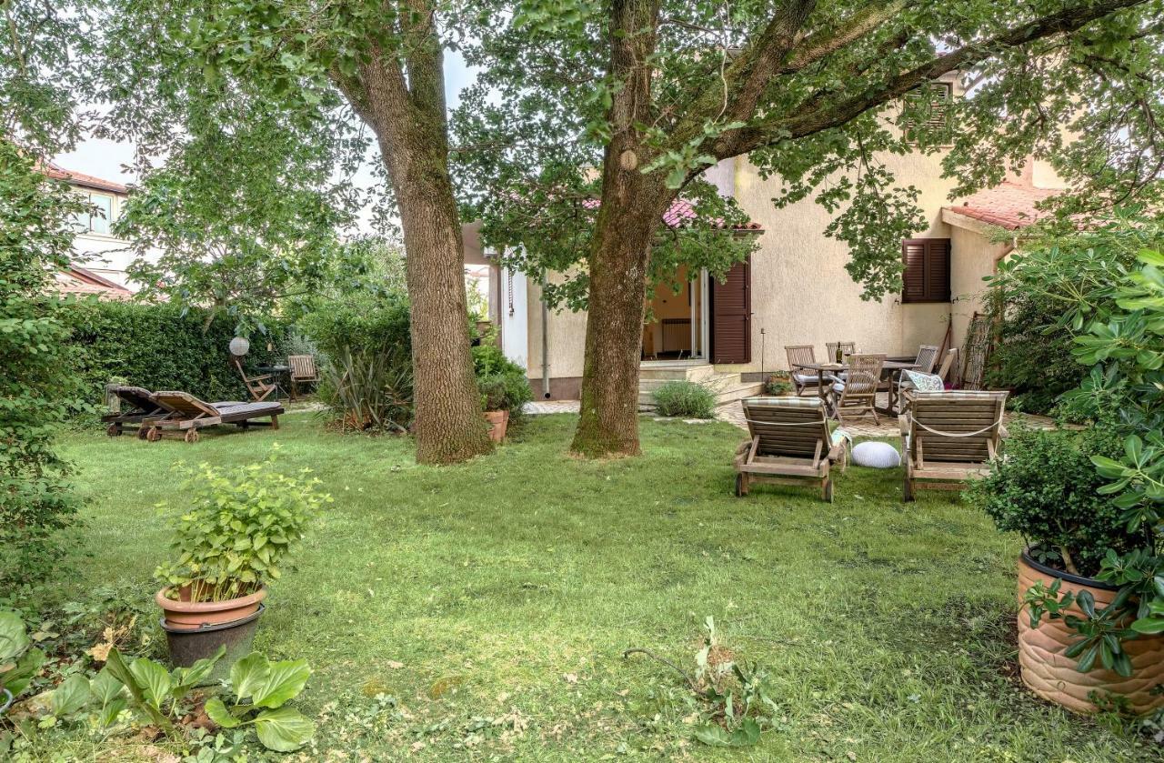 Apartments Lodra Pula Exterior photo