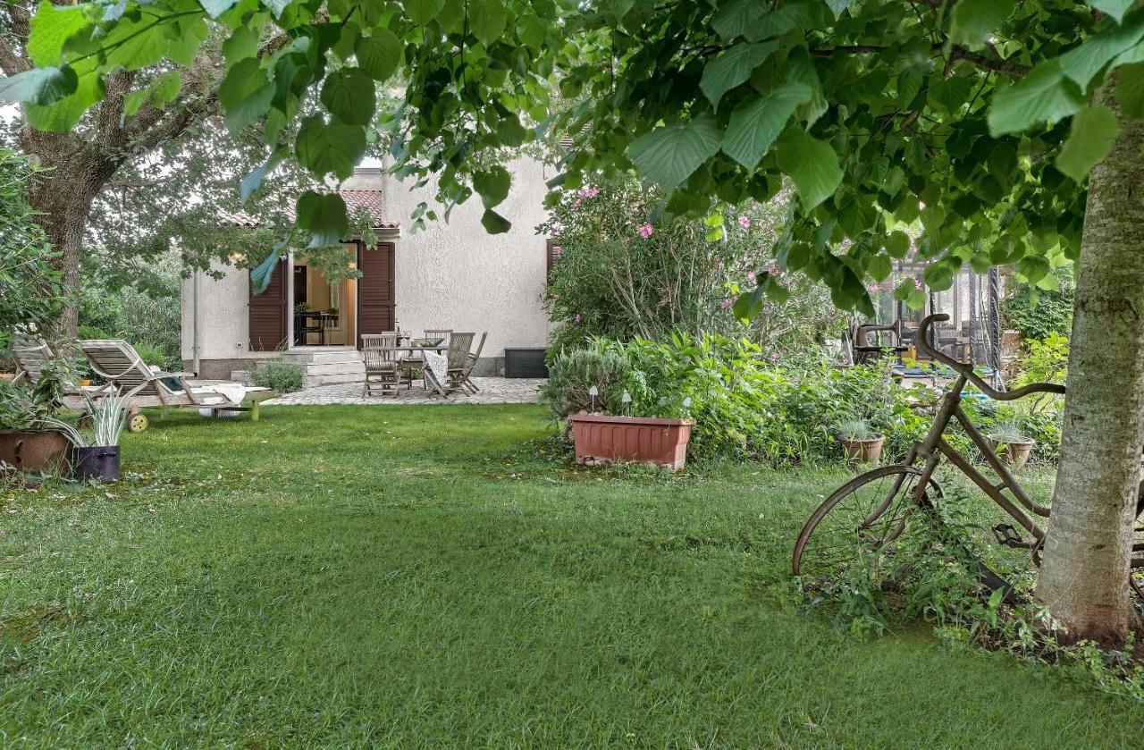 Apartments Lodra Pula Exterior photo